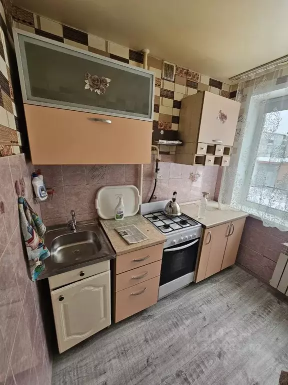 1-к кв. Омская область, Омск Звездная ул., 2Г (30.0 м) - Фото 2