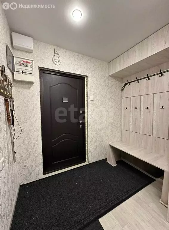 3-комнатная квартира: Чебаркуль, улица 9 Мая, 19 (64.8 м) - Фото 2