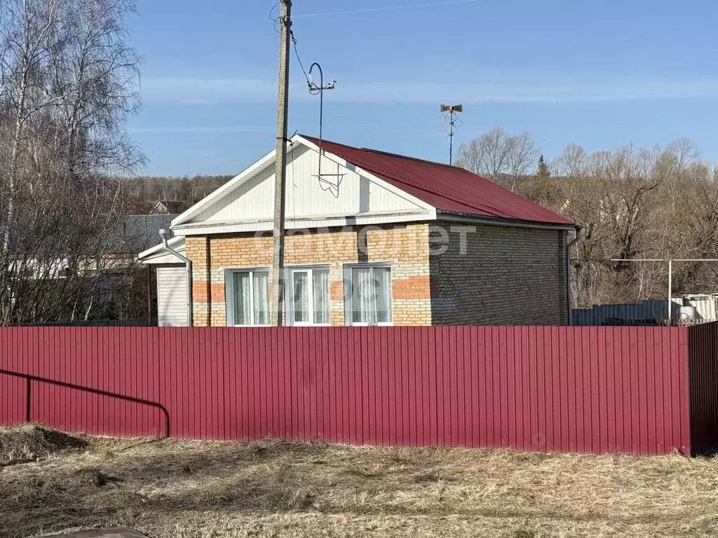 Дом в Пензенская область, Пензенский район, Воскресеновский сельсовет, ... - Фото 1