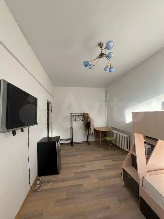 Комната 17,3 м в 4-к., 5/5 эт. - Фото 0