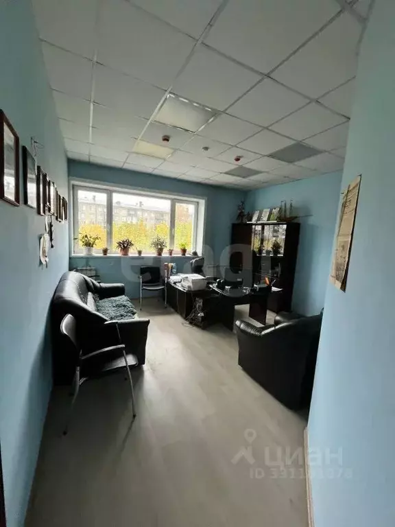 Офис в Иркутская область, Ангарск 257-й кв-л, 10 (155 м) - Фото 2