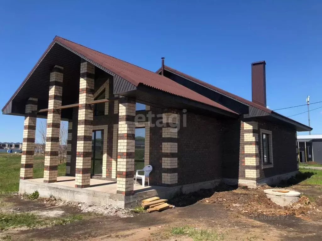 Дом в Башкортостан, Иглинский район, Акбердинский сельсовет ул. ... - Фото 1