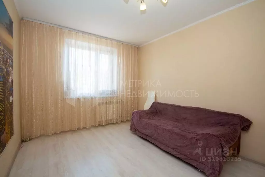 2-к кв. Тюменская область, Тюмень Заречный проезд, 35 (50.6 м) - Фото 1