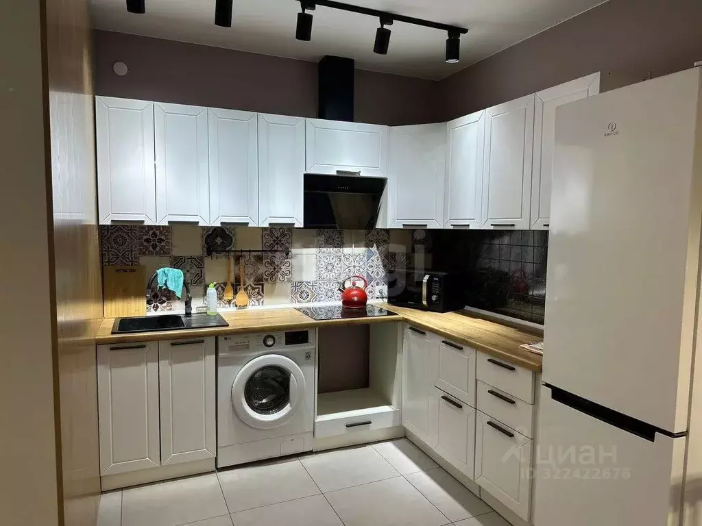 2-к кв. Саха (Якутия), Якутск ул. Автострада 50 лет Октября, 4/2 (38.7 ... - Фото 1