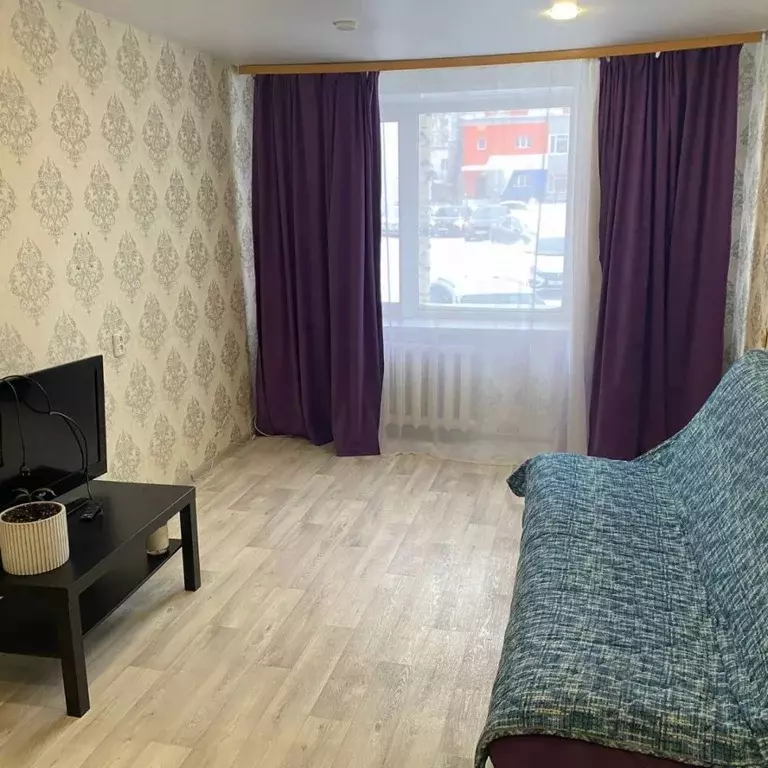 2-к кв. Ханты-Мансийский АО, Сургут ул. Просвещения, 15 (54.7 м) - Фото 1