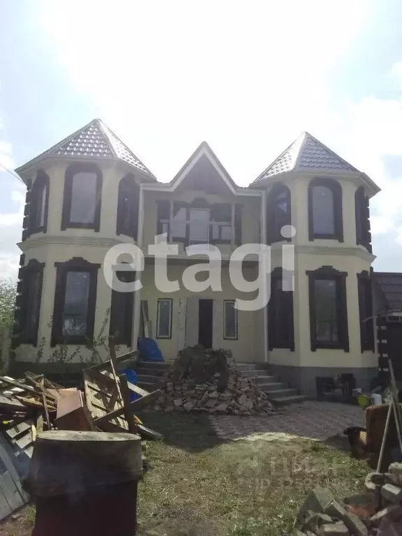 Дом в Красноярский край, Красноярск просп. Металлургов, 2Д/299Г (480 ... - Фото 1