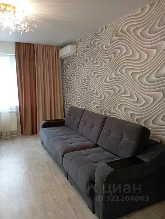 3-к кв. Волгоградская область, Волгоград ул. Репина, 23 (60.0 м) - Фото 1