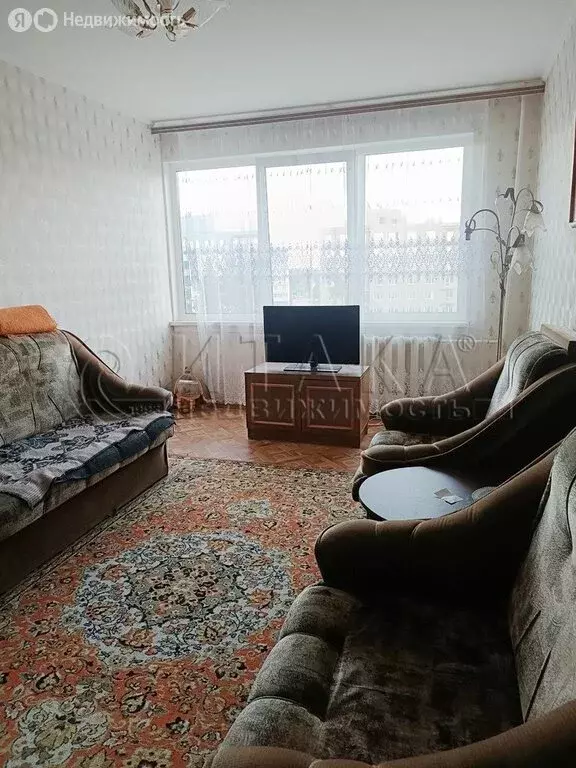 3-комнатная квартира: Кингисепп, улица Воровского, 33 (65.9 м) - Фото 1