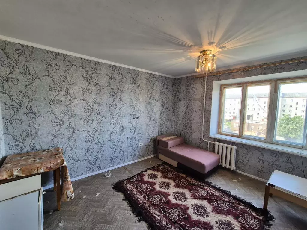Комната 13 м в 8-к., 4/5 эт. - Фото 1