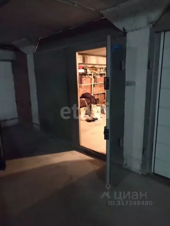 Гараж в Свердловская область, Екатеринбург ул. Щорса, 128 (24 м) - Фото 0