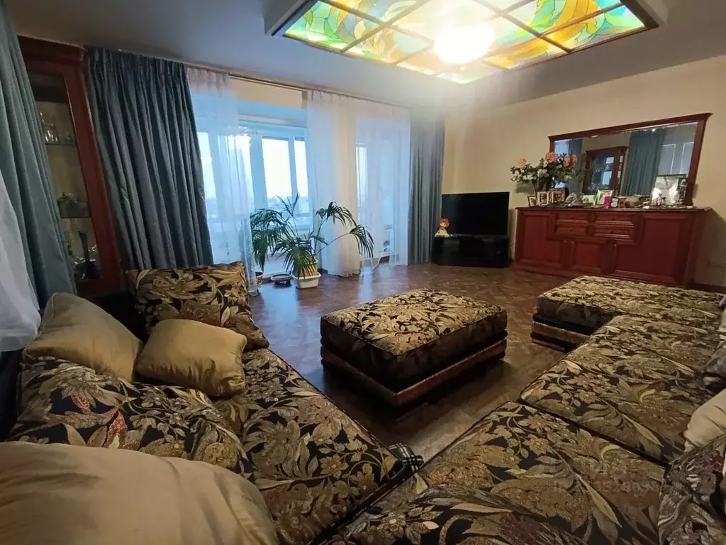 3-к кв. Саратовская область, Балаково ул. Братьев Захаровых, 154 (96.3 ... - Фото 1