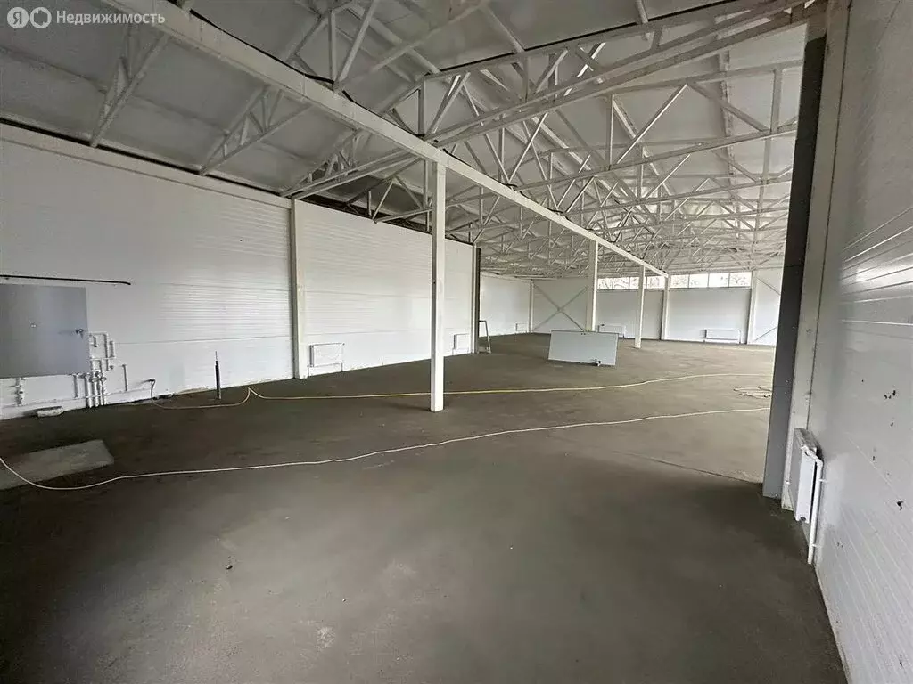 Торговая площадь (415 м) - Фото 1