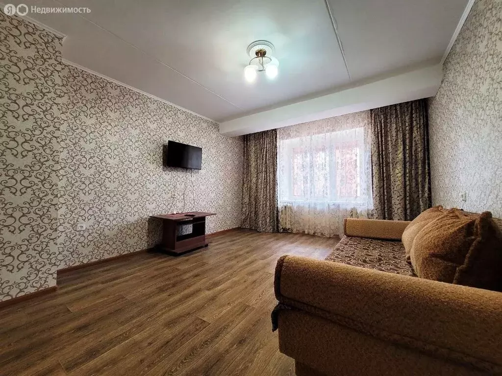 1-комнатная квартира: Нижнекамск, улица Чишмале, 4 (41.8 м) - Фото 0