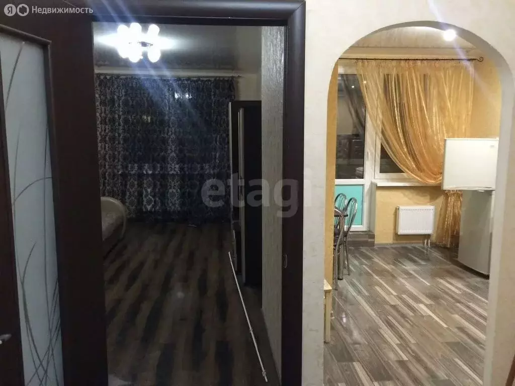 1-комнатная квартира: Калининград, Елизаветинская улица, 9 (40.2 м) - Фото 1