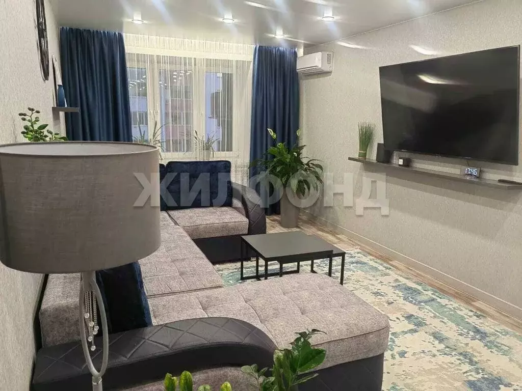 2-к кв. Амурская область, Благовещенск ул. Строителей, 70 (69.5 м) - Фото 1