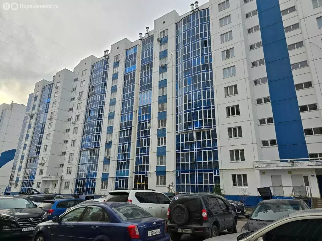 2-комнатная квартира: Курск, улица Майский Бульвар, 25 (59.1 м) - Фото 0