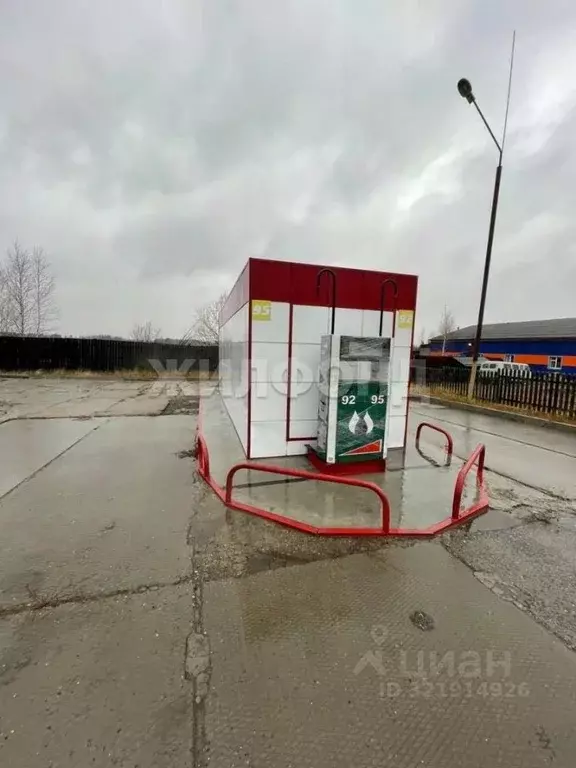 Торговая площадь в Томская область, с. Парабель ул. 30 лет Победы (400 ... - Фото 1