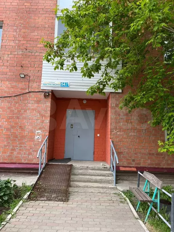 2-к. квартира, 60 м, 1/5 эт. - Фото 1