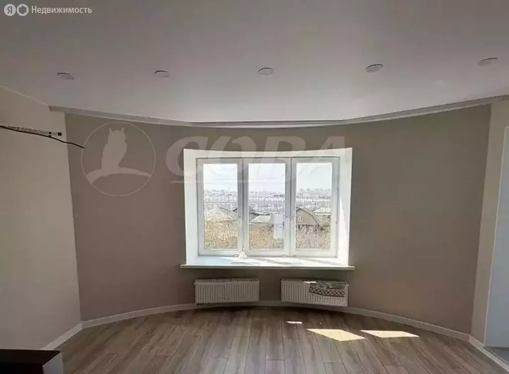 Квартира-студия: Тюмень, улица Мельникайте, 150 (36 м) - Фото 1