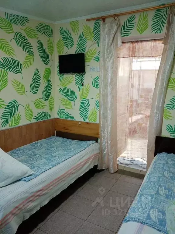 Комната Краснодарский край, Приморско-Ахтарск Октябрьская ул., 18 - Фото 2