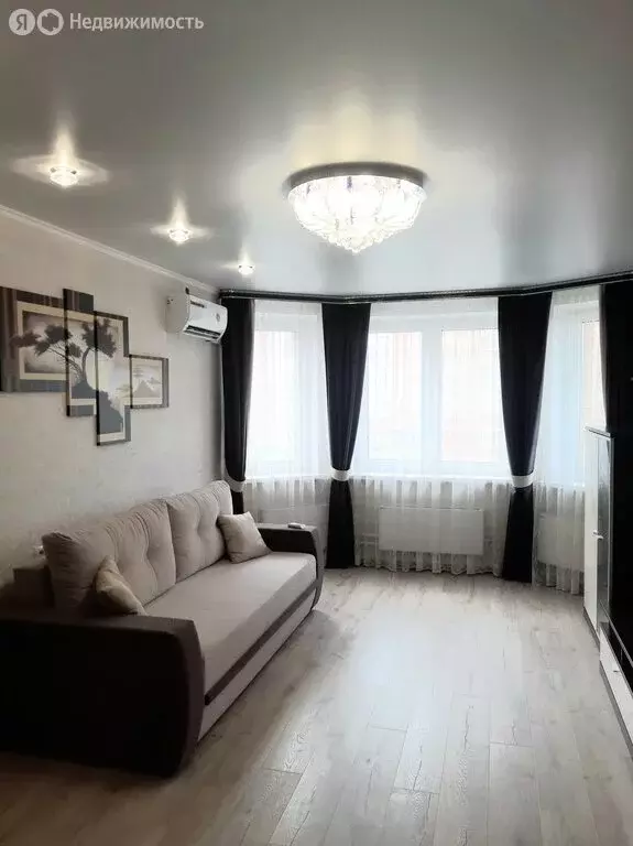 2-комнатная квартира: Липецк, улица И.В. Свиридова, 19 (58.9 м) - Фото 1