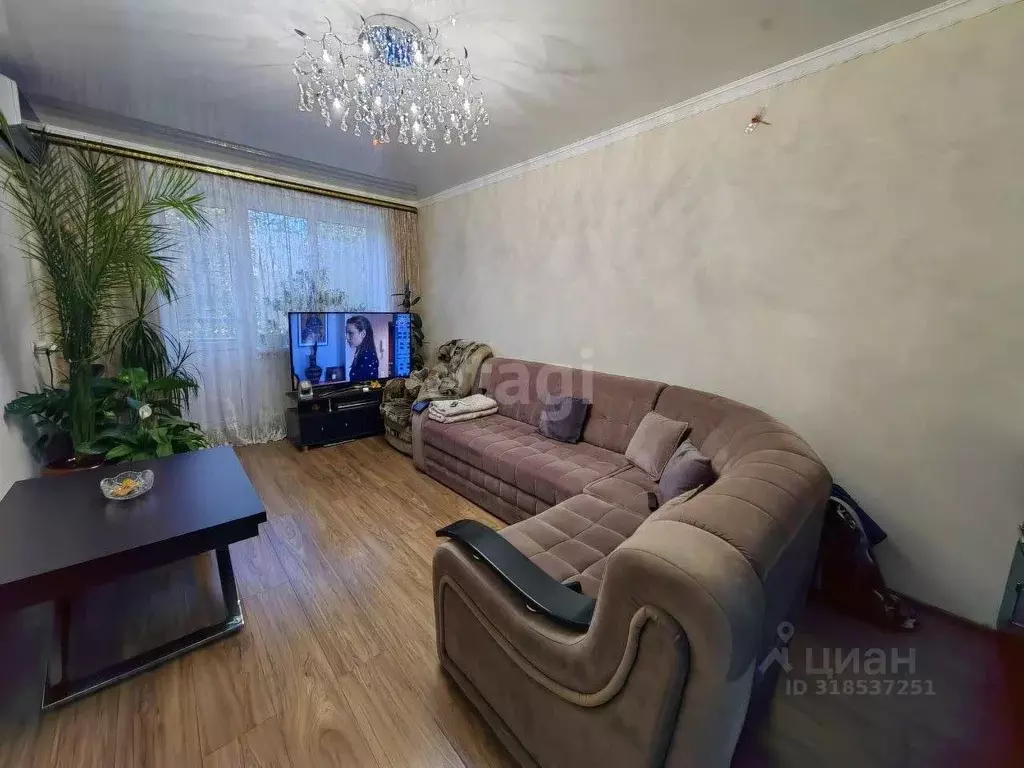3-к кв. Краснодарский край, Новороссийск Молодежная ул., 2А (59.3 м) - Фото 0