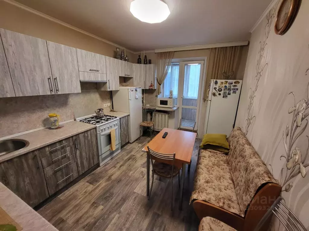 3-к кв. Псковская область, Псков Рижский просп., 77 (71.5 м) - Фото 2