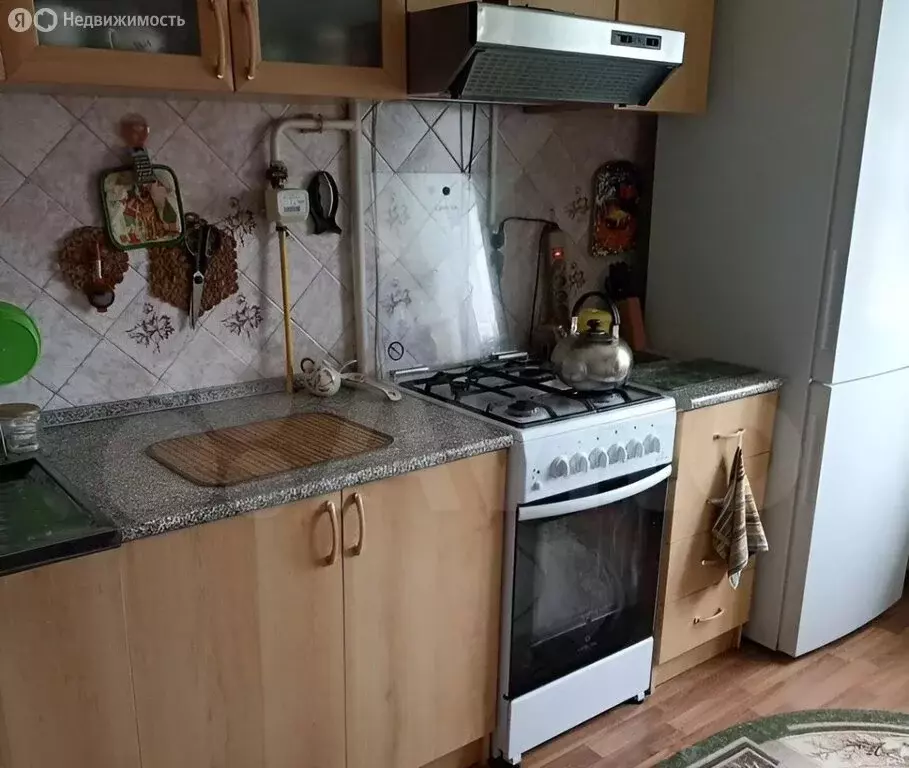 3-комнатная квартира: Волгодонск, улица Дружбы, 5 (61 м) - Фото 0