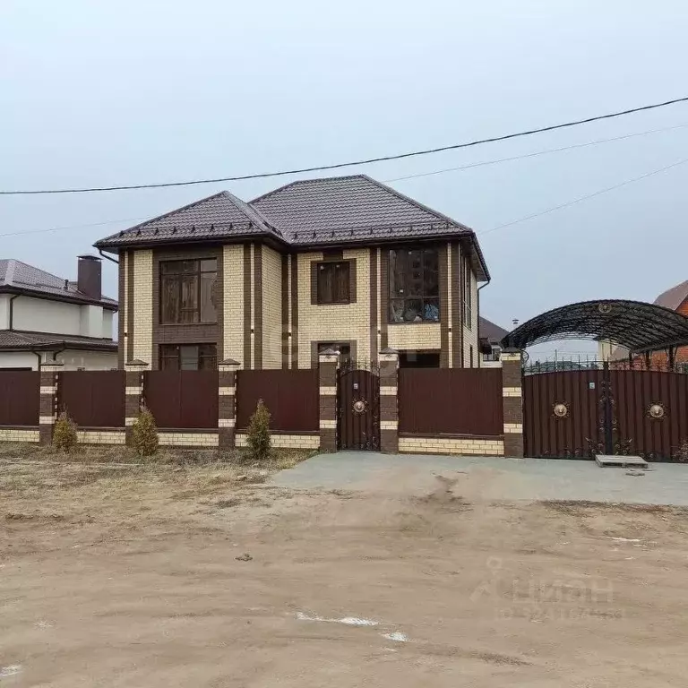 Дом в Воронежская область, Воронеж ул. Архитектурная, 11 (240 м) - Фото 2