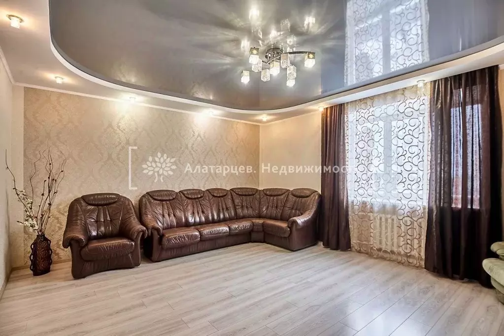 3-к кв. Томская область, Томск Карповский пер., 12 (101.0 м) - Фото 0