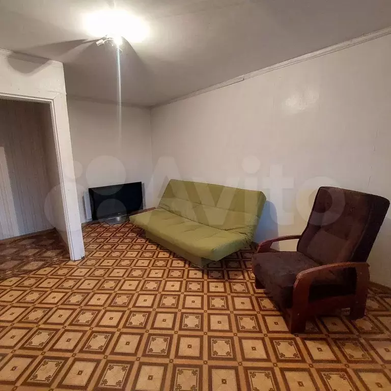 1-к. квартира, 305 м, 3/3 эт. - Фото 0