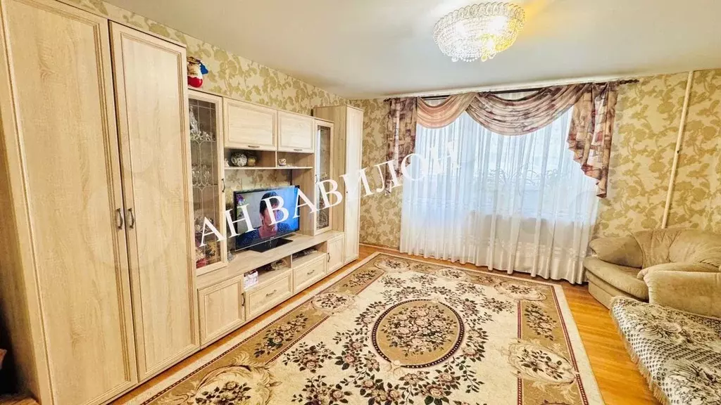 3-к. квартира, 71 м, 9/9 эт. - Фото 1