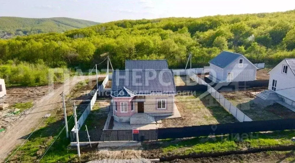 Дом в Краснодарский край, Северский район, Ильское городское ... - Фото 1