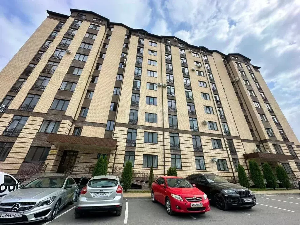 2-к кв. Северная Осетия, Владикавказ ул. Астана Кесаева, 46Б (70.0 м) - Фото 1