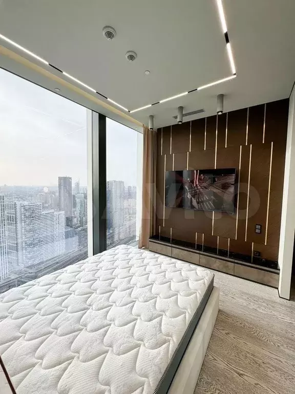 Апартаменты-студия, 53 м, 41/78 эт. - Фото 1