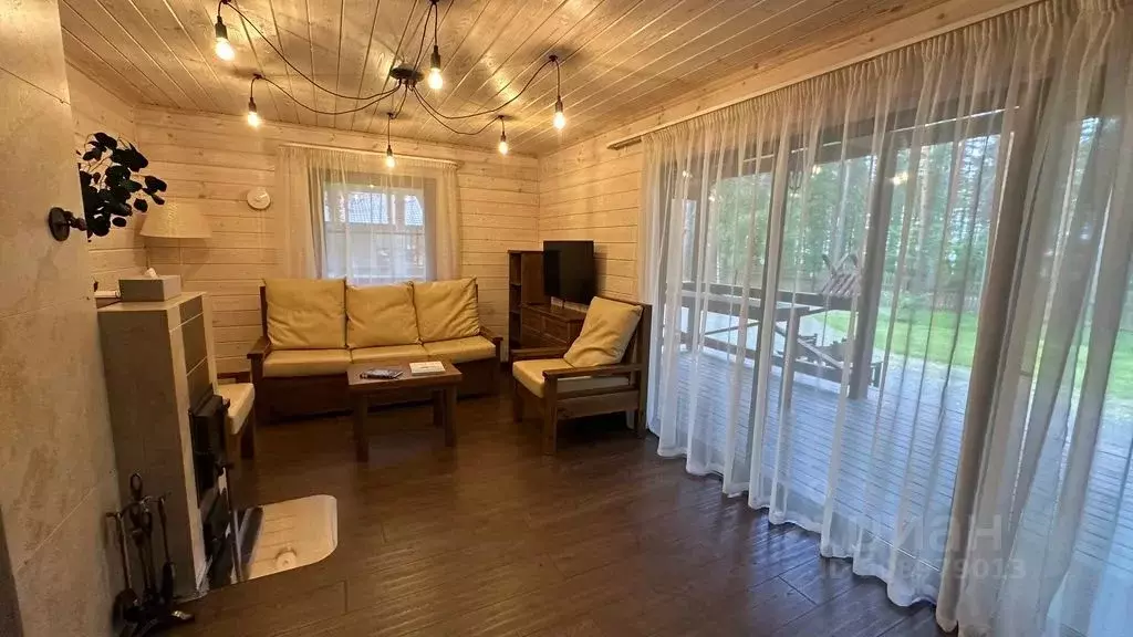 Дом в Карелия, Суоярвский муниципальный округ, с. Вешкелица  (100 м) - Фото 2