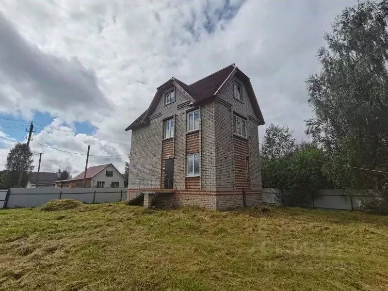 Дом в Новгородская область, Крестцы рп ул. Рябиновая, 5 (95 м) - Фото 1