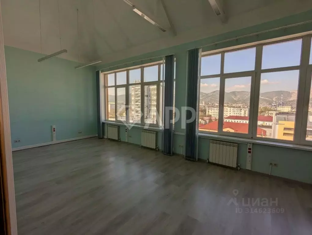Офис в Краснодарский край, Новороссийск ул. Видова, 1А (31 м) - Фото 1