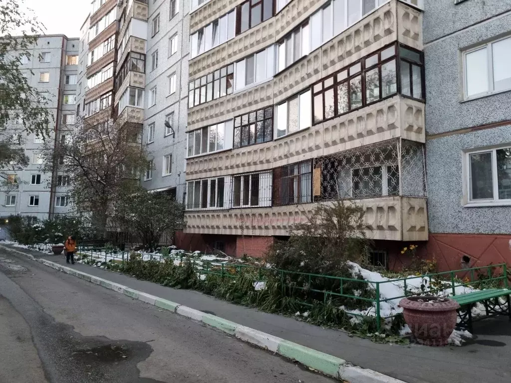 2-к кв. Омская область, Омск ул. Куйбышева, 27/4 (53.0 м) - Фото 2