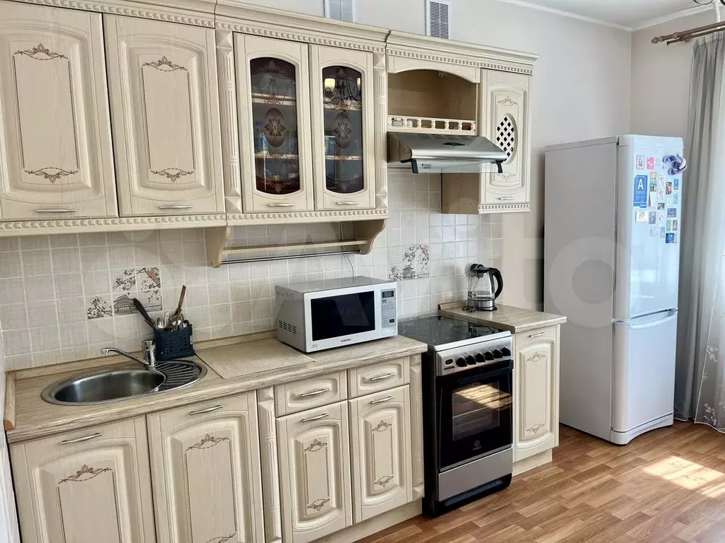 1-к. квартира, 50,6 м, 8/10 эт. - Фото 0
