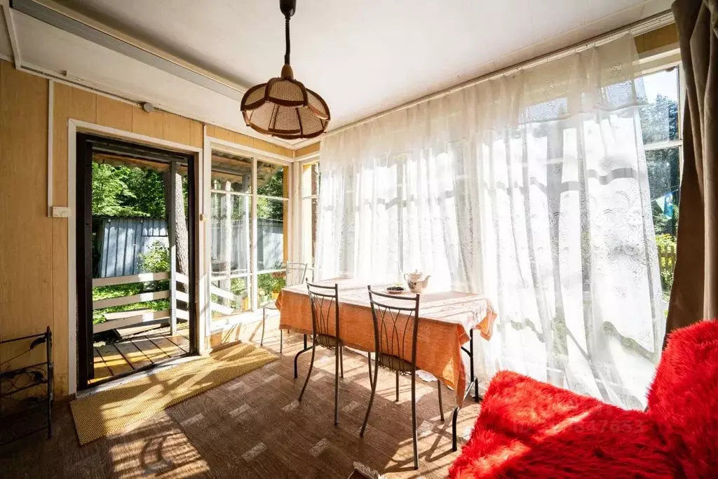 Дом в Санкт-Петербург пос. Комарово, ул. 1-я Дачная, 431 (100 м) - Фото 1