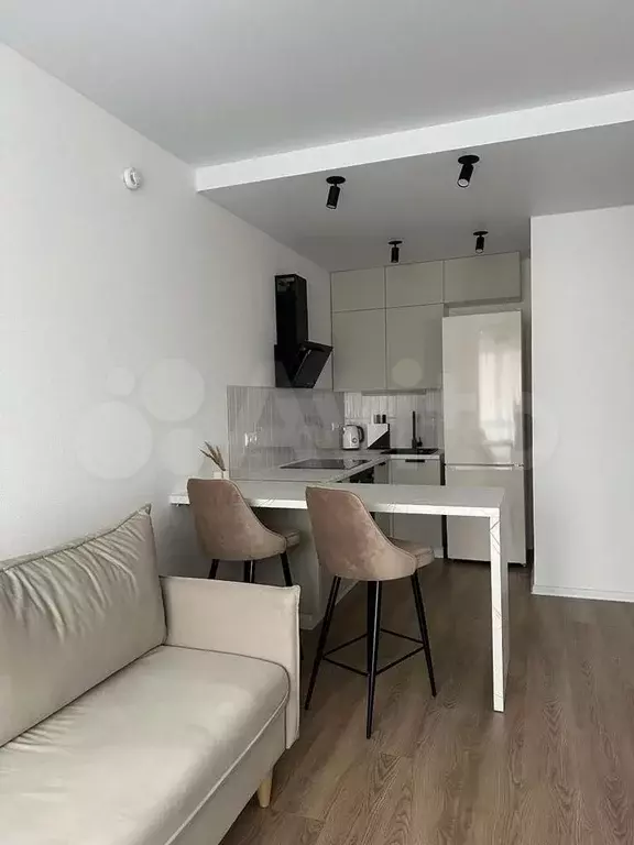 1-к. квартира, 31,5 м, 18/25 эт. - Фото 0