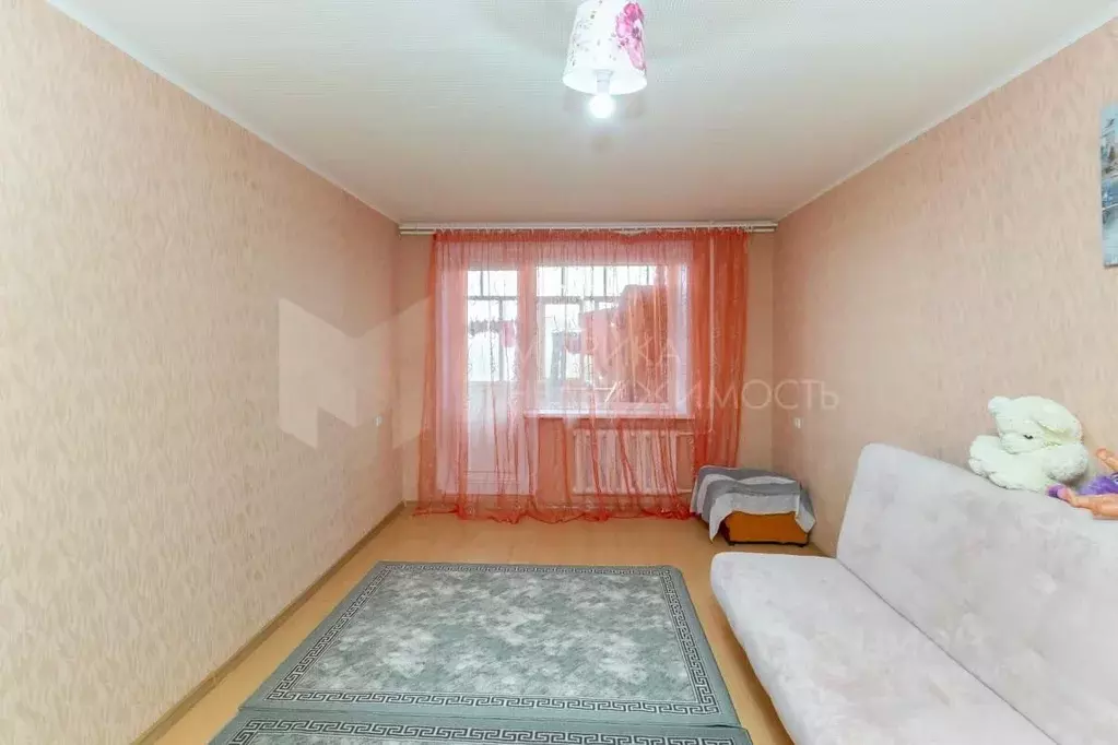 2-к кв. Тюменская область, Тюмень ул. Болотникова, 11 (52.1 м) - Фото 0