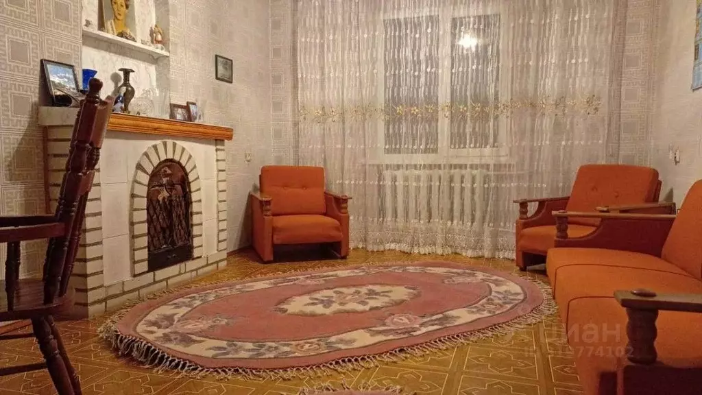 2-к кв. Ростовская область, Донецк 14-й мкр, 5 (54.0 м) - Фото 0