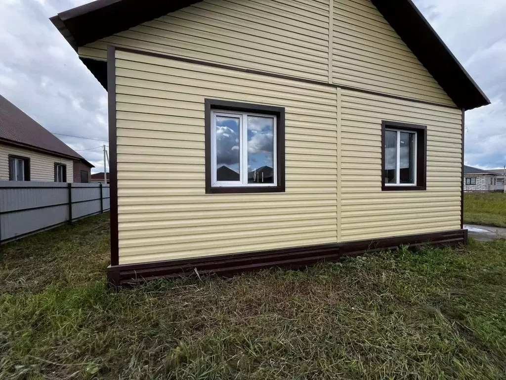 Дом в Омская область, Омский район, с. Троицкое ул. 1-я Челябинская ... - Фото 1