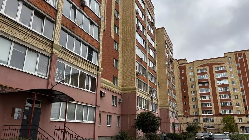 3-к кв. Владимирская область, Александров ул. Гагарина, 23к2 (71.3 м) - Фото 1