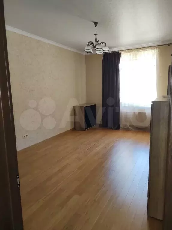 1-к. квартира, 50м, 4/10эт. - Фото 1