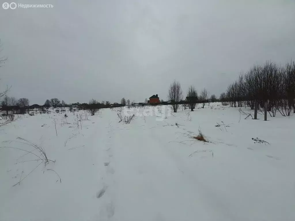 Участок в село Слободище, Первомайская улица (15 м) - Фото 1