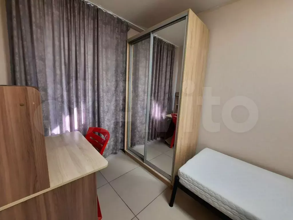 Комната 15 м в 3-к., 1/5 эт. - Фото 1