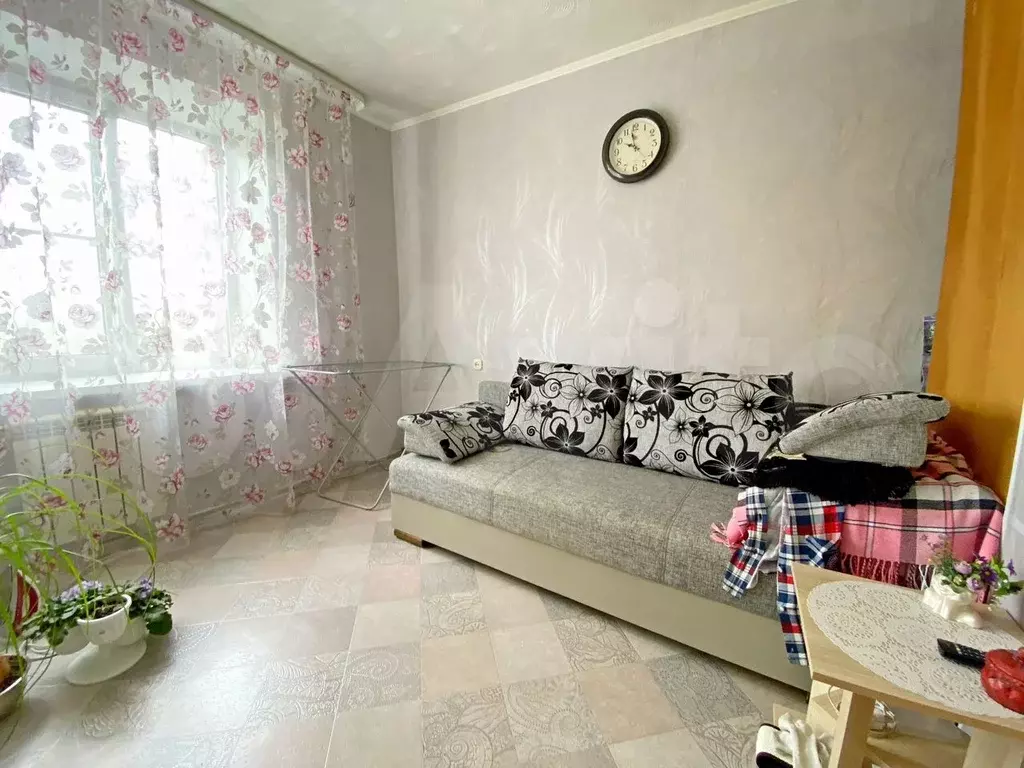 Комната 17,8 м в 8-к., 5/5 эт. - Фото 0